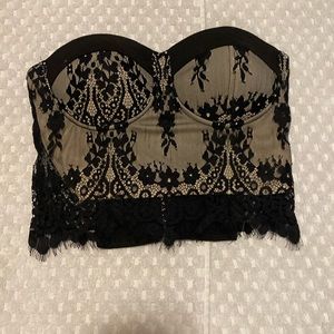 Black lace strapless crop top